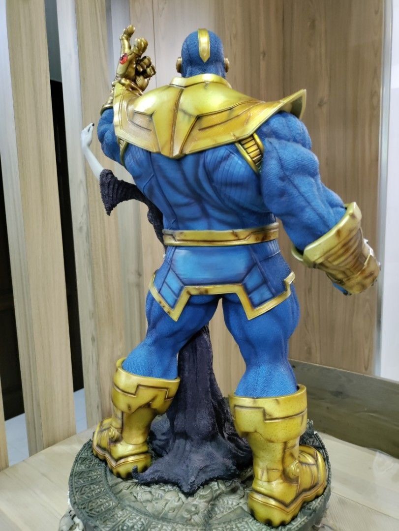 Sculture & Statue: Thanos & Lady Death – Usato da Niederrohrdorf venduto da elwey 4