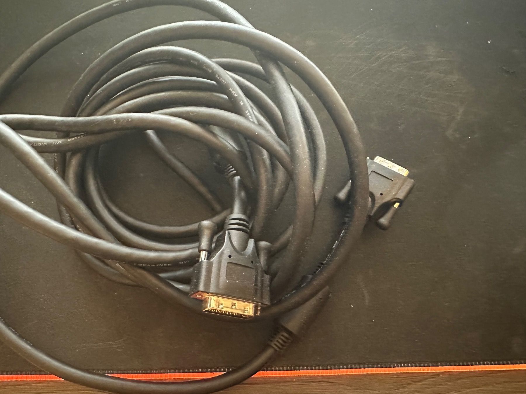 Unità & Adattatore: DVI für PC – Usato da Therwil venduto da R005