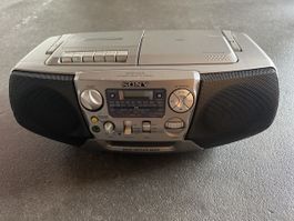 SONY CD RADIO CASSETTE