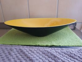 Schale Keramik gelb-gruen oval Handarbeit Signiert