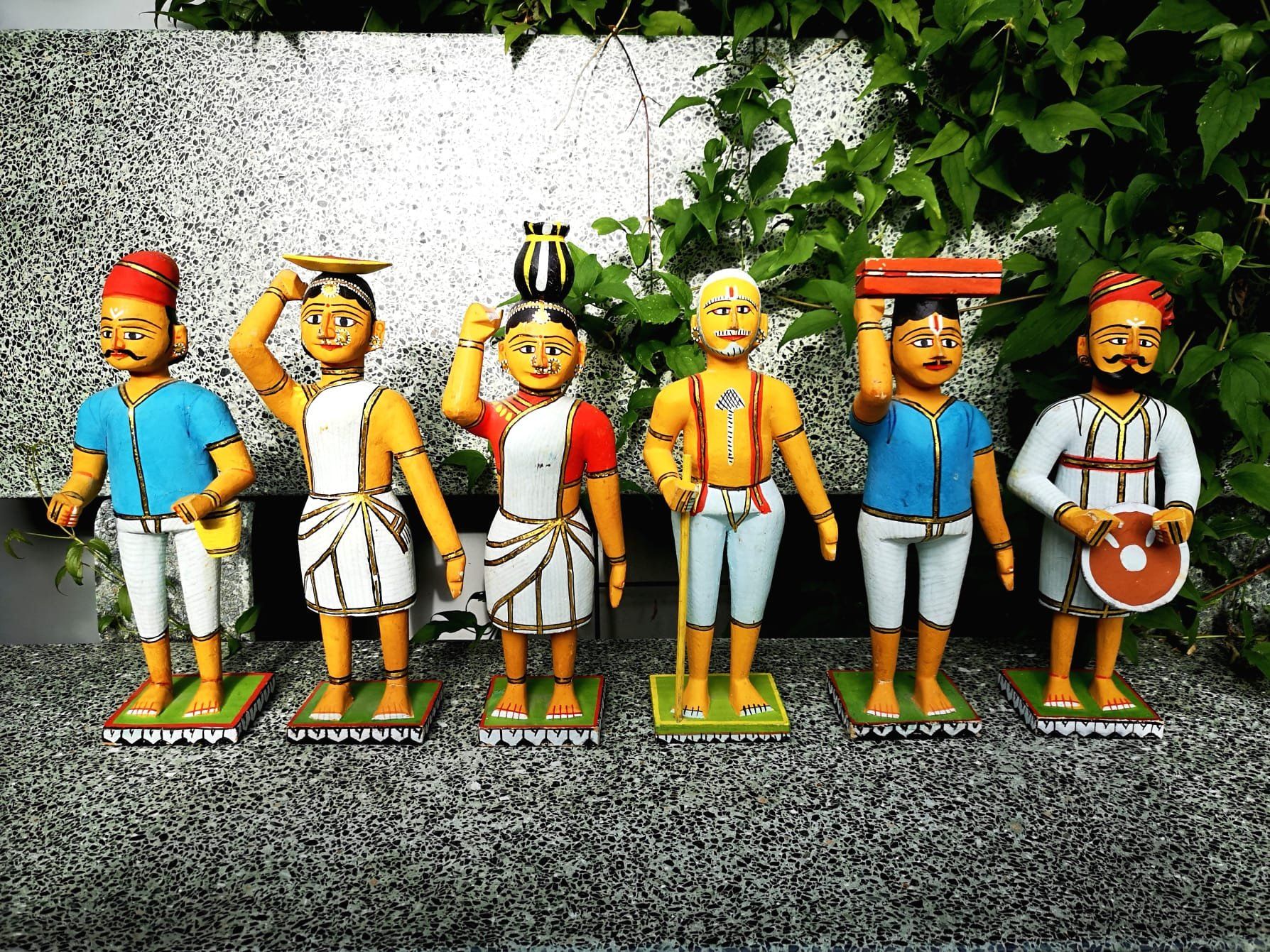 Figurines: Indische Holzfiguren – D'occasion à Port par Ufred 4