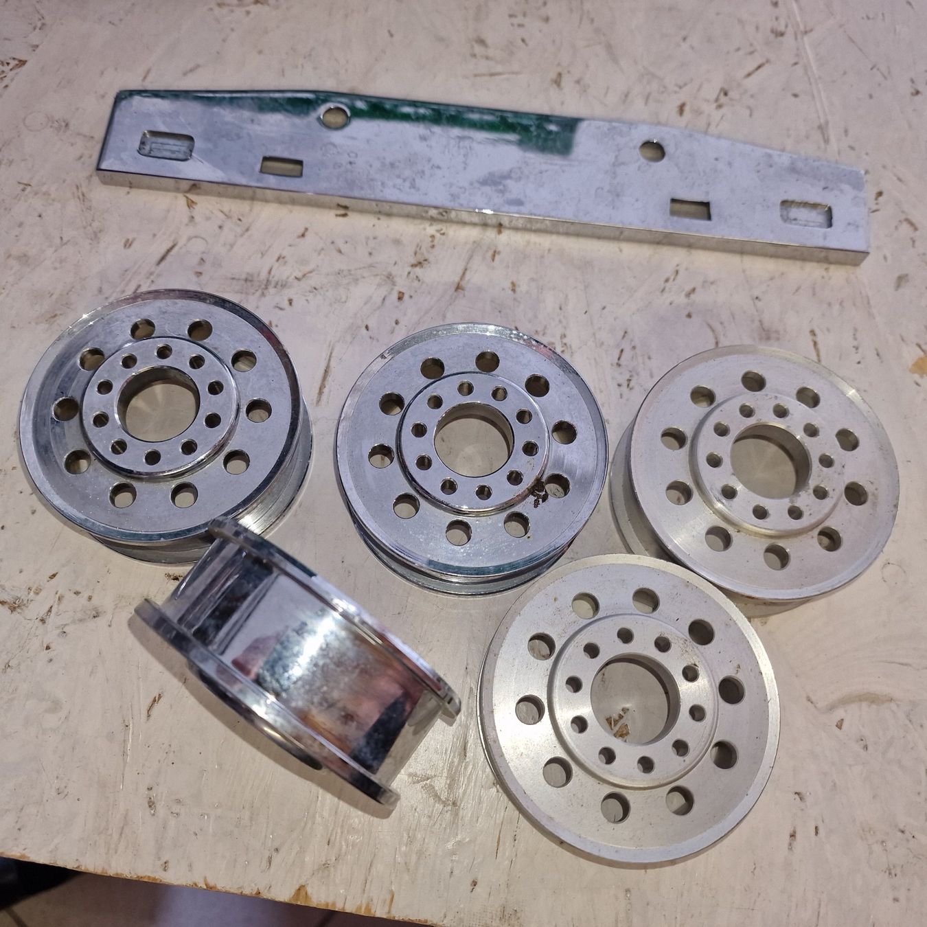 Cerchioni: Modellbau – Nuovo (secondo la descrizione) da Uttwil venduto da bfplastics