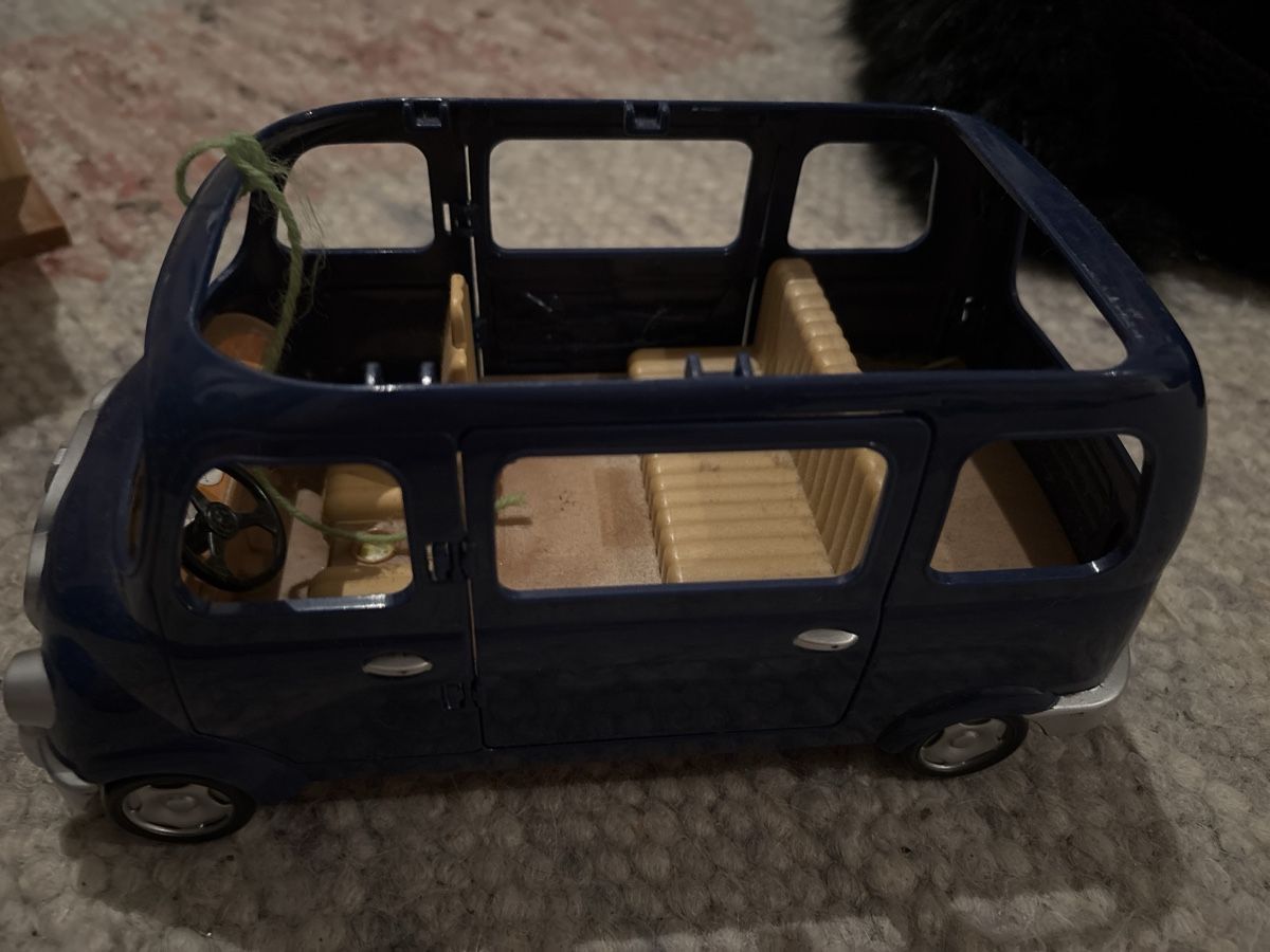 Sylvanian families Giocattoli: Sylvanian Families Auto von Epoch – Usato da Meierskappel venduto da Muck8 1
