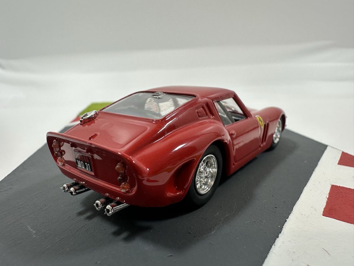 Ferrari Modellini d'auto: Ferrari 250 GTO 1:43, rot, MODEL BOX – Usato da Zofingen venduto da rf9_x2xt 5