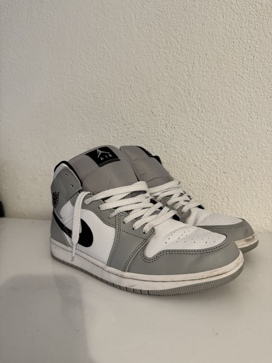 Jordan Scarpe da uomo: Air Jordan 1 Grey – Usato da Müllheim venduto da sha_s9l9 1