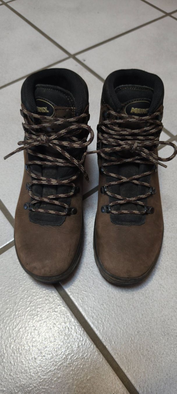 Meindl Scarpe da donna: Wanderschuhe Meindl Gr. 41 Gore-Tex – Usato da Märstetten venduto da Stamy01