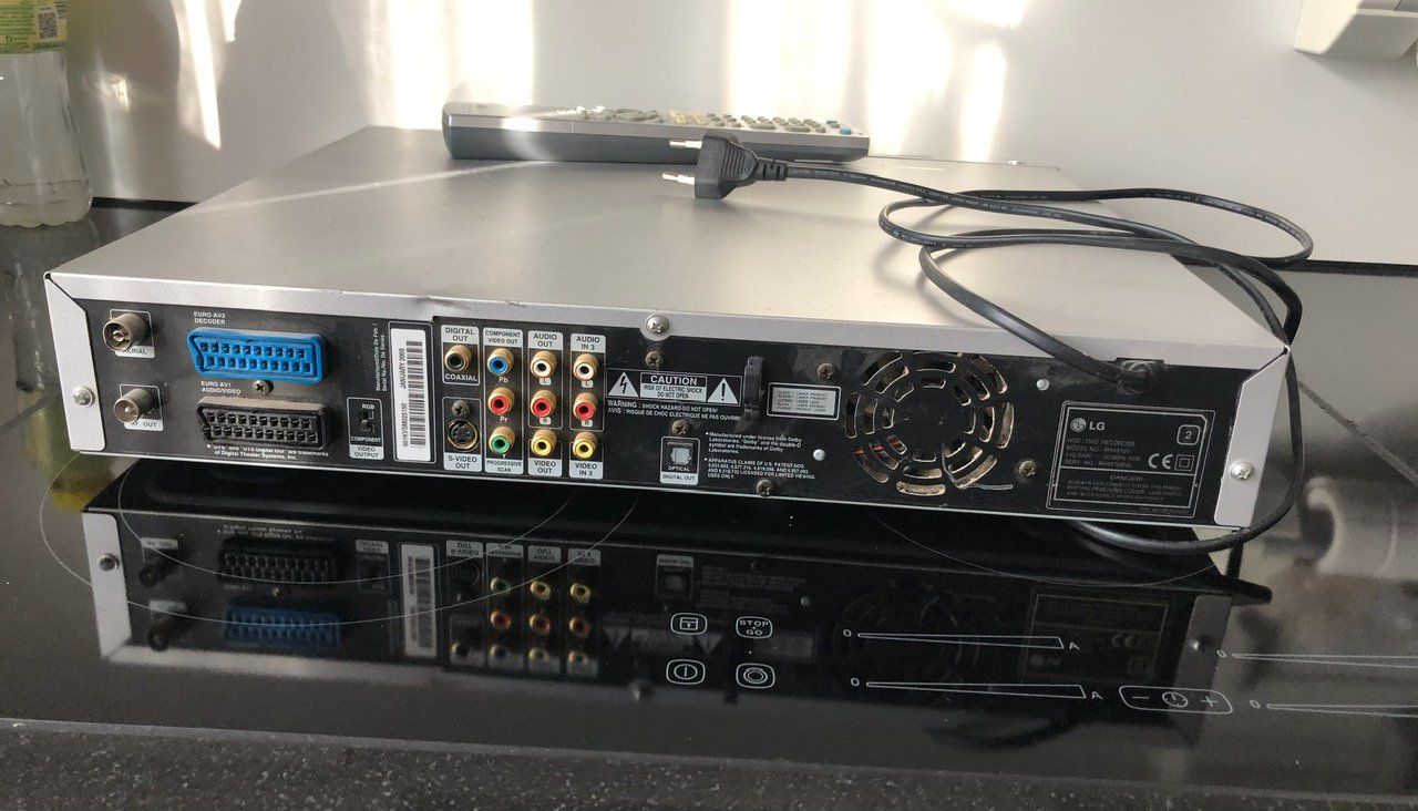 Registratori: LG RH256 HDD/DVD Recorder Used No Remote- – Usato da Matzendorf venduto da BTCSwisswatcher 2