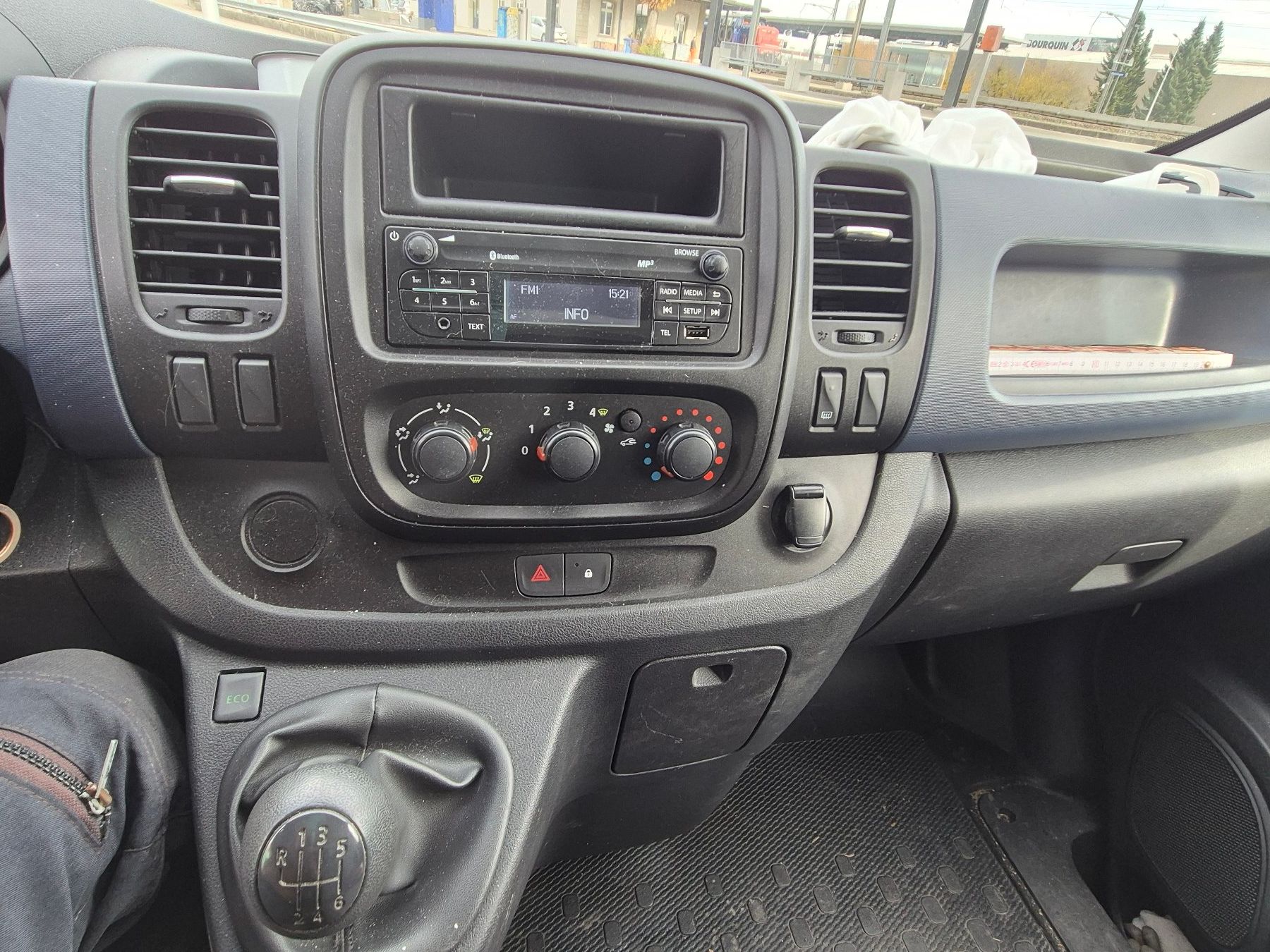 Opel Veicoli commerciali: Lieferwagen OPEL Vivaro B 16CDTi – Usato da Oensingen venduto da Konkursamt_SO 5