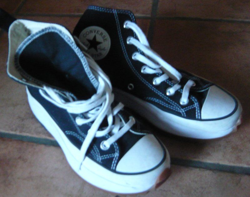 Converse Scarpe da donna: Schuhe All Star Converse Gr 37.5 – Nuovo (secondo la descrizione) da Ruggell venduto da Dolce9