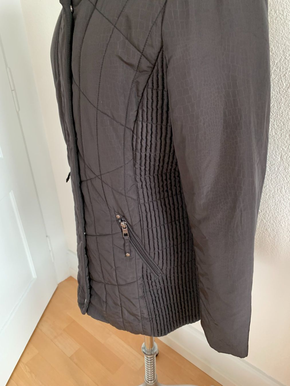 C&A Giacche: C&A Outerwear Damen Jacke, Gr. 42, Braun – Usato da Worb venduto da farben20zauber 3