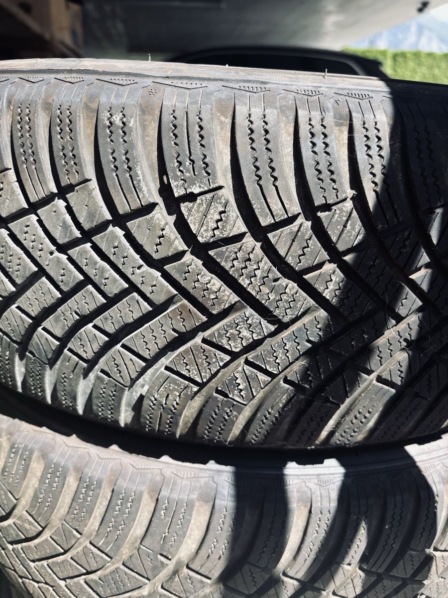 Pneus & Kompletträder: Hankook Winterreifen – Gebraucht aus meiringen von Vlinder01