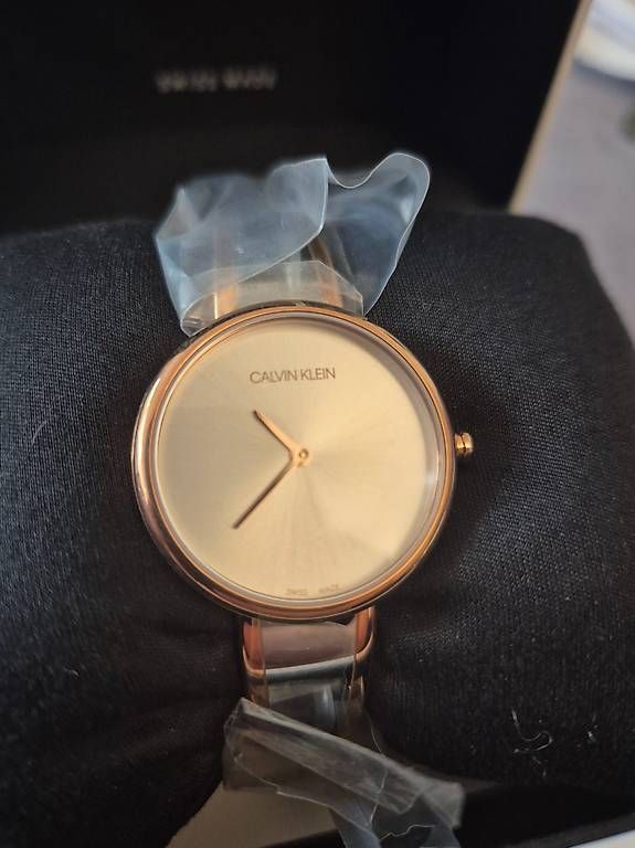 Calvin Klein Orologi: Damenuhr Calvin Klein Seduce K4E2N61Y – Nuovo e nell'imballaggio originale da Niederhasli venduto da mybluefish 2