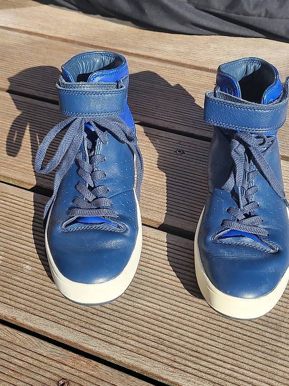 Schuhe für Jungen: Chaussures garçon – Gebraucht aus Estavayer-le-Lac von cel_d96h