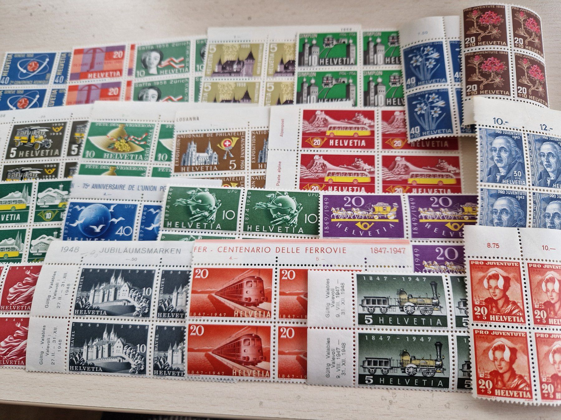 Tutti i francobolli: Ansammlung 4er Blöcke postfrisch**, ab 1.- – Usato da Burgdorf venduto da Glossy01