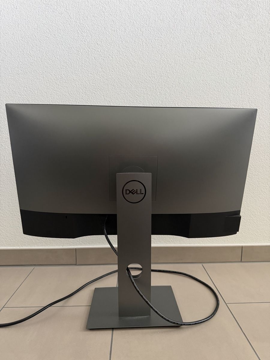 Dell Monitore: Dell 27 Zoll U2719D – Gebraucht aus Altendorf von ma_am 1