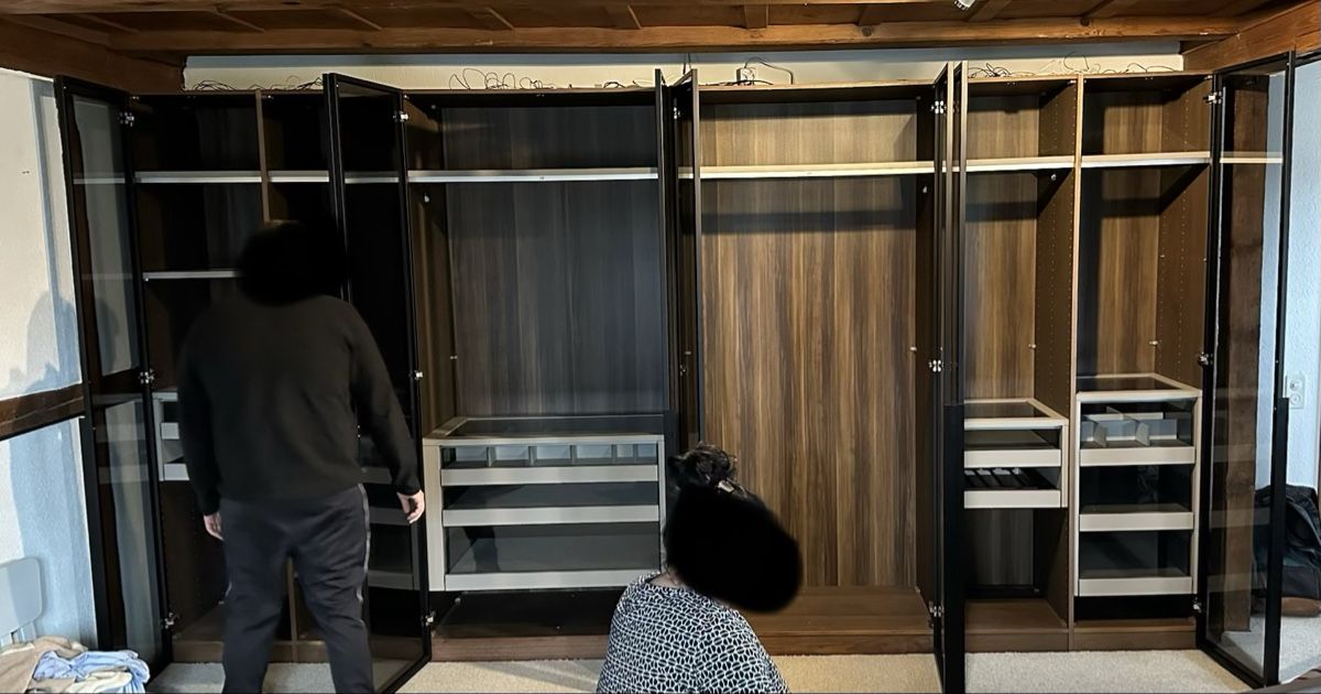 Armadi: Kleiderschrank – Usato da Biezwil venduto da Suter389 1