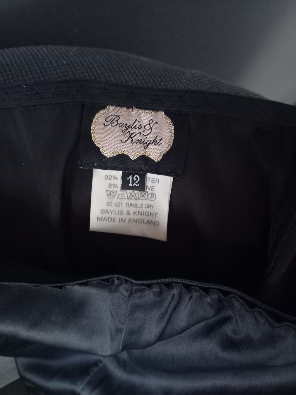 Kleiderpakete: Baylis &  Knigkt Satin Top und Rock – Gebraucht aus Stäfa von krp54 4