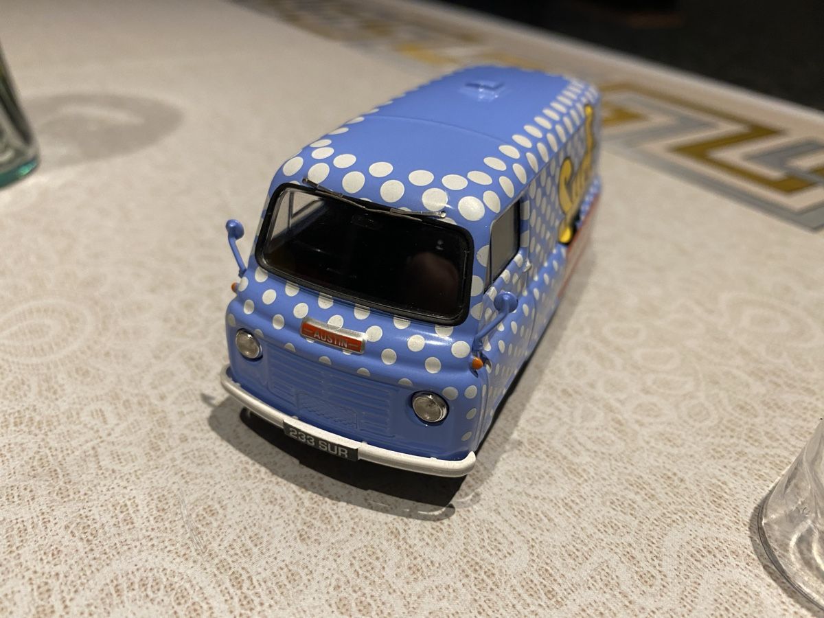 Modellini d'auto: Vanguards Austin J2 Van - Surf – Nuovo e nell'imballaggio originale da St. Margrethen SG venduto da Alfista_159 5