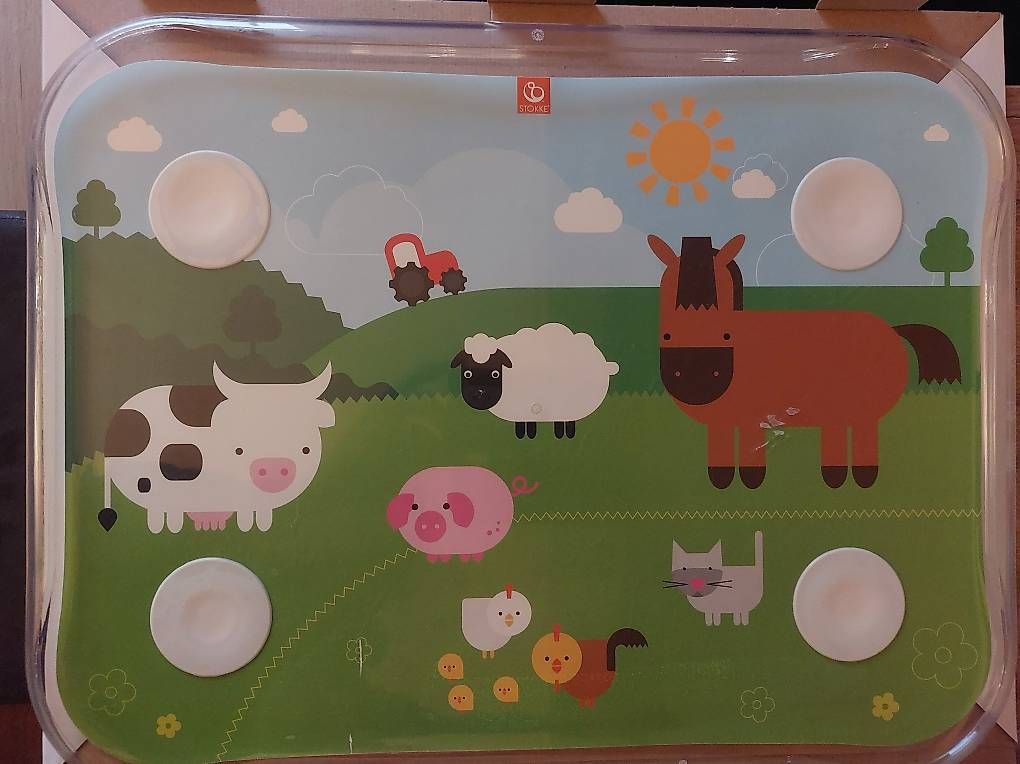 Parois & plafonds: Stokke Table Top – D'occasion à Bönigen par son_b9ft 2