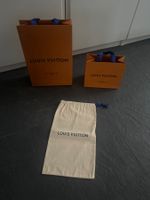 LOUIS VUITTON Set 2 Tüten und Beutel