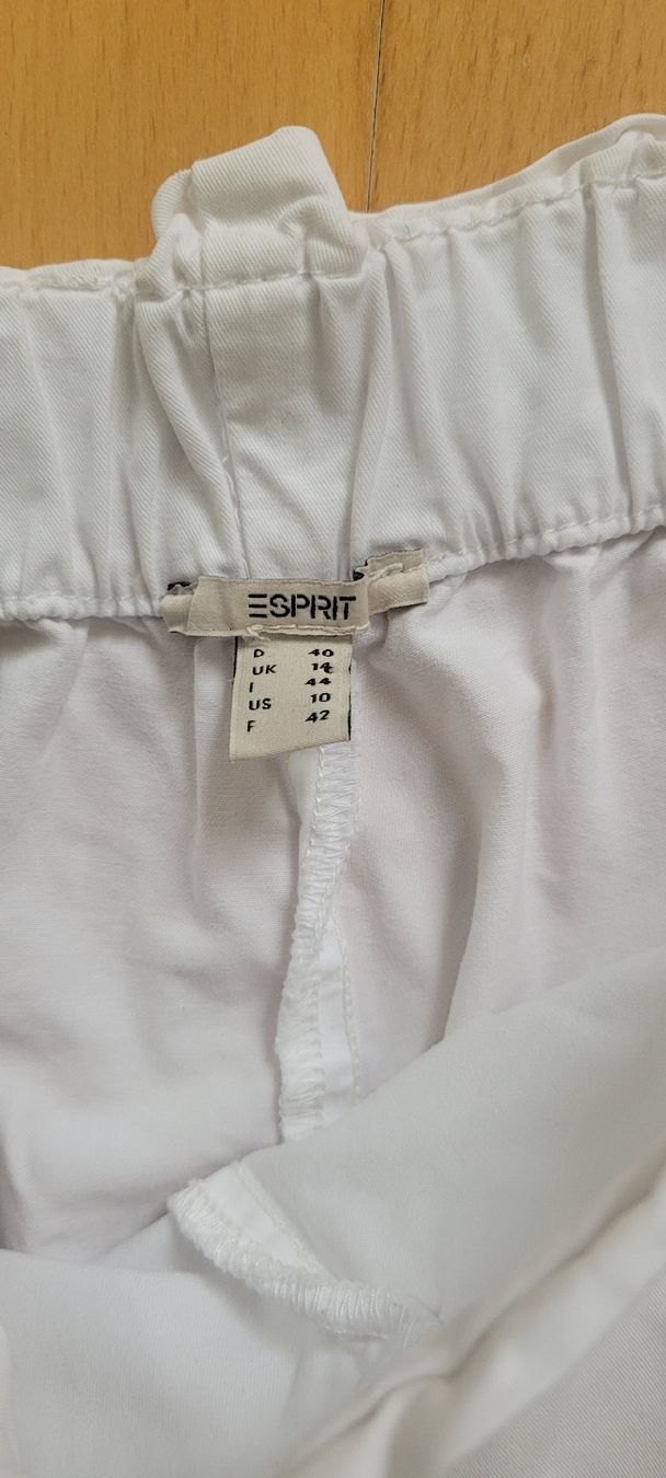 Esprit Pantaloni: Esprit pantalon large été 40  – Usato da Echallens venduto da frimousse2008 1