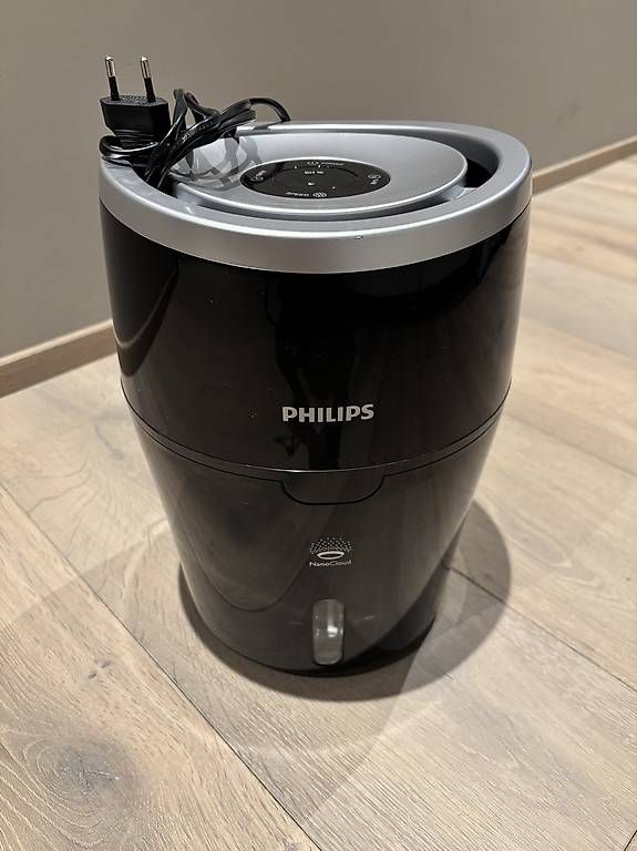Philips Umidificatori d'aria: Luftbefeuchter Philips 2000 series HU4813/10 – Usato da Ebmatingen venduto da N.Bu
