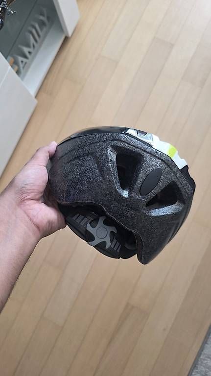 Helme: Velohelm Grösse 54-58 – Gebraucht aus Kriens von allata0 1