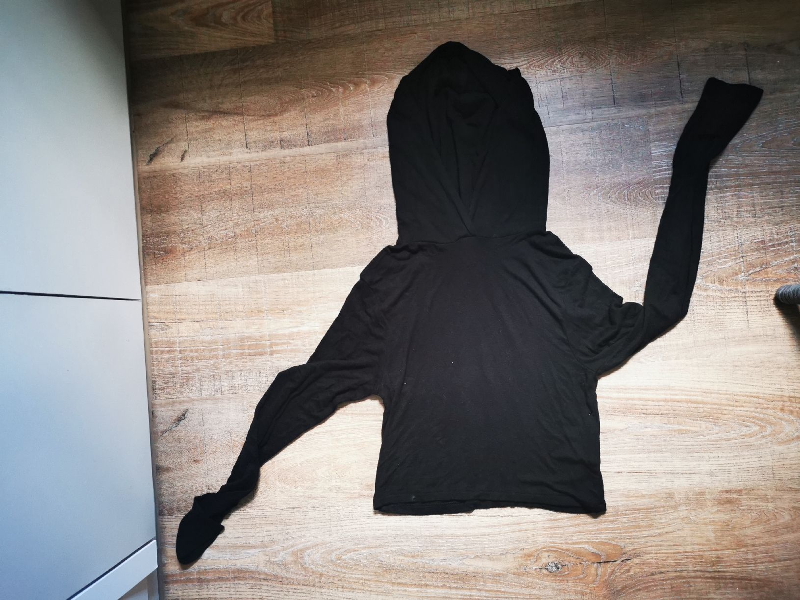 Maglioni & Felpe: Damen Hoodie schwarz Grösse M – Nuovo (secondo la descrizione) da Balsthal venduto da Leila_Luna