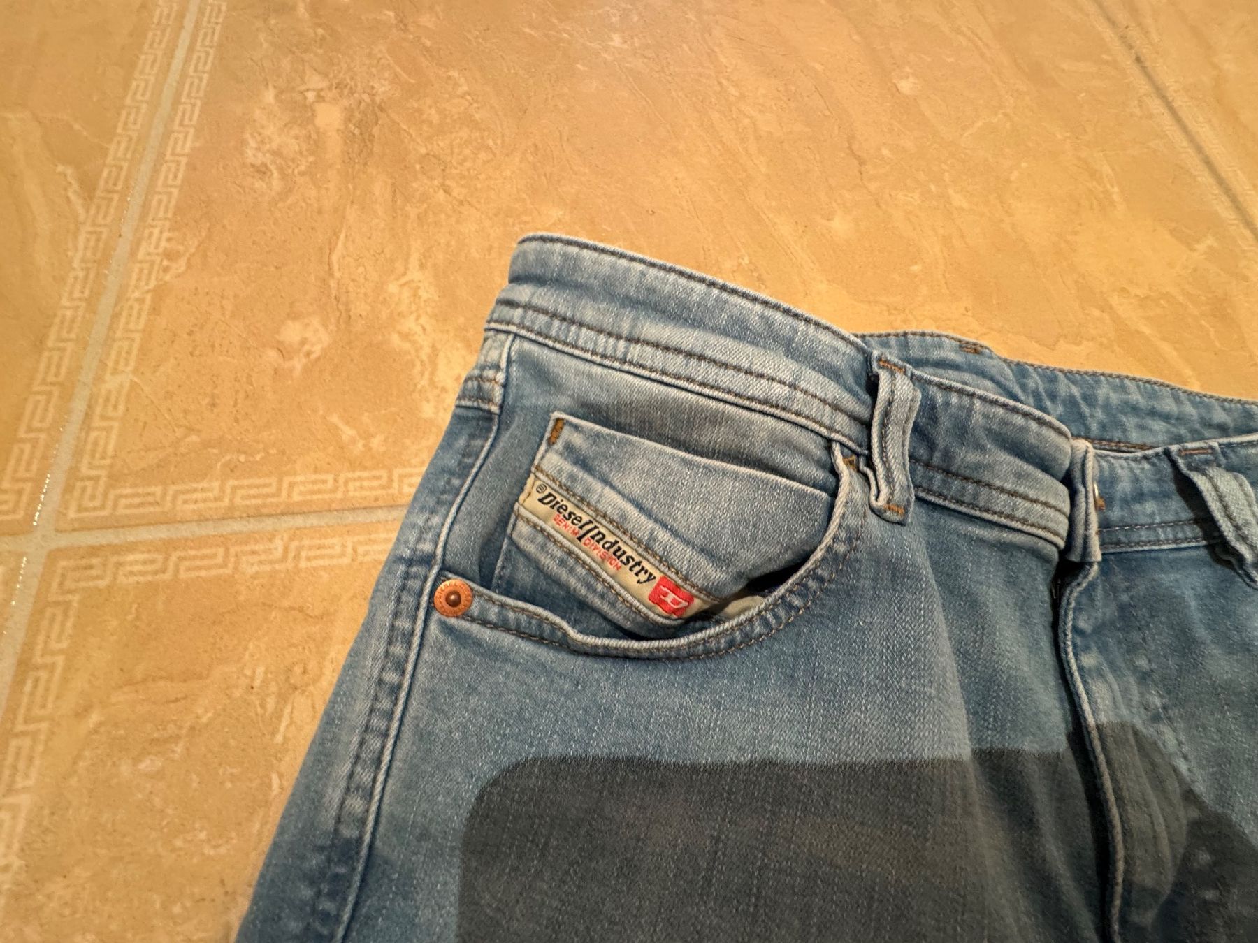 Diesel Jeans: Diesel NWT Jeans, W27 – Nuovo (secondo la descrizione) da Klingnau venduto da Markus14 1