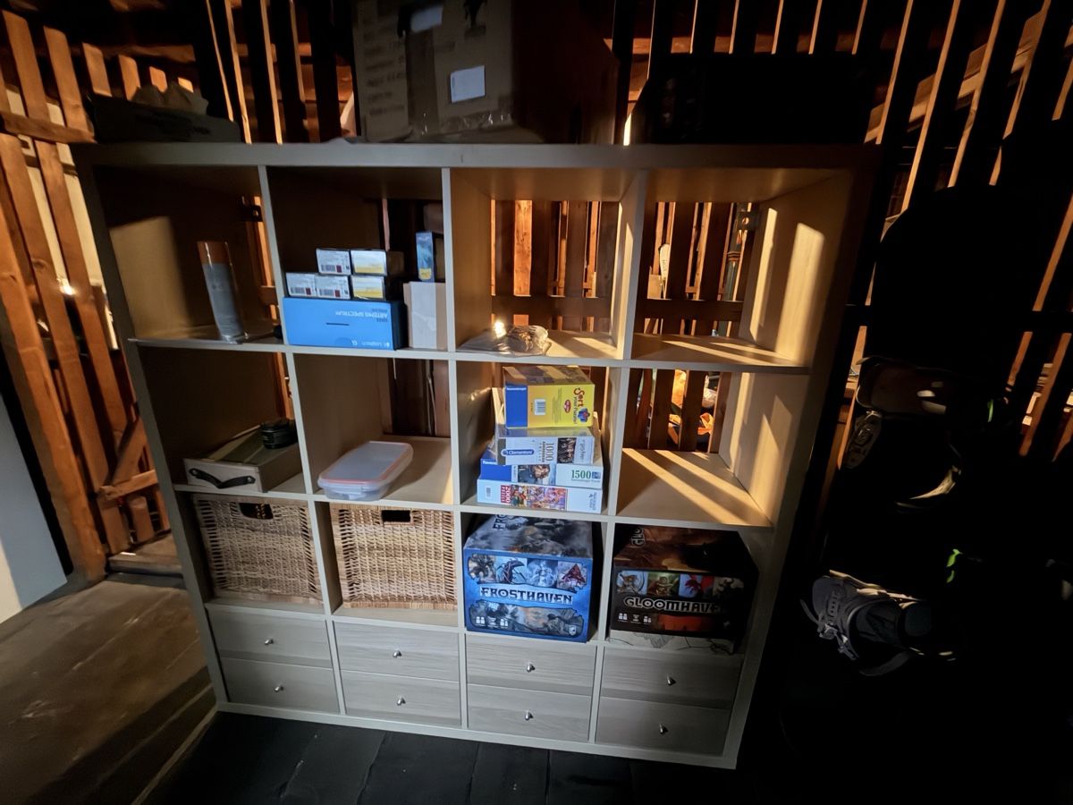 Ikea Regale: Kallax Regal mit Schubladen und Körben – Gebraucht aus Rüschlikon von MinTruc