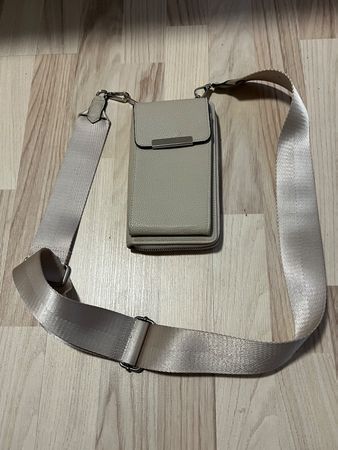 Schöne beige-farbene GELDBÖRSE mit HANDY-FACH  / O.V.P.
