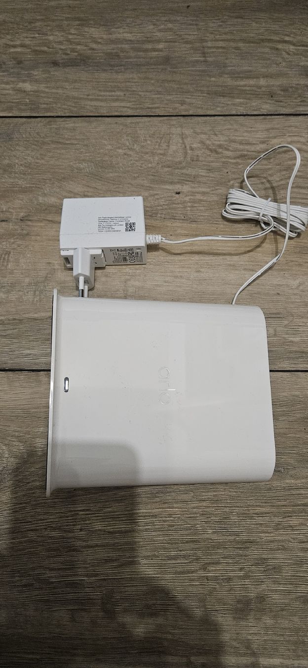 Hubs & Switches: Arlo SmartHub – Gebraucht aus Untersiggenthal von Tequilla74