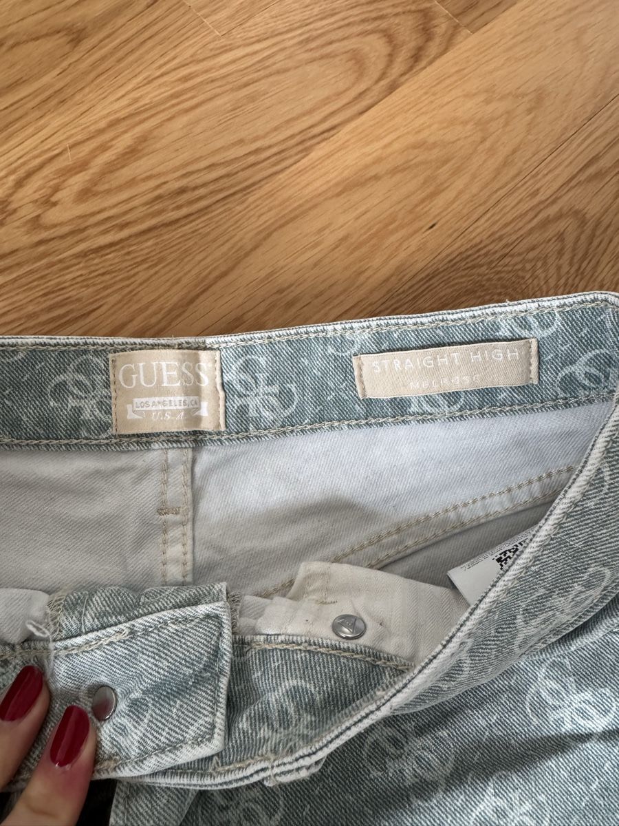 Guess Pantaloni: Guess Hose – Usato da St. Gallen venduto da syna_99 3