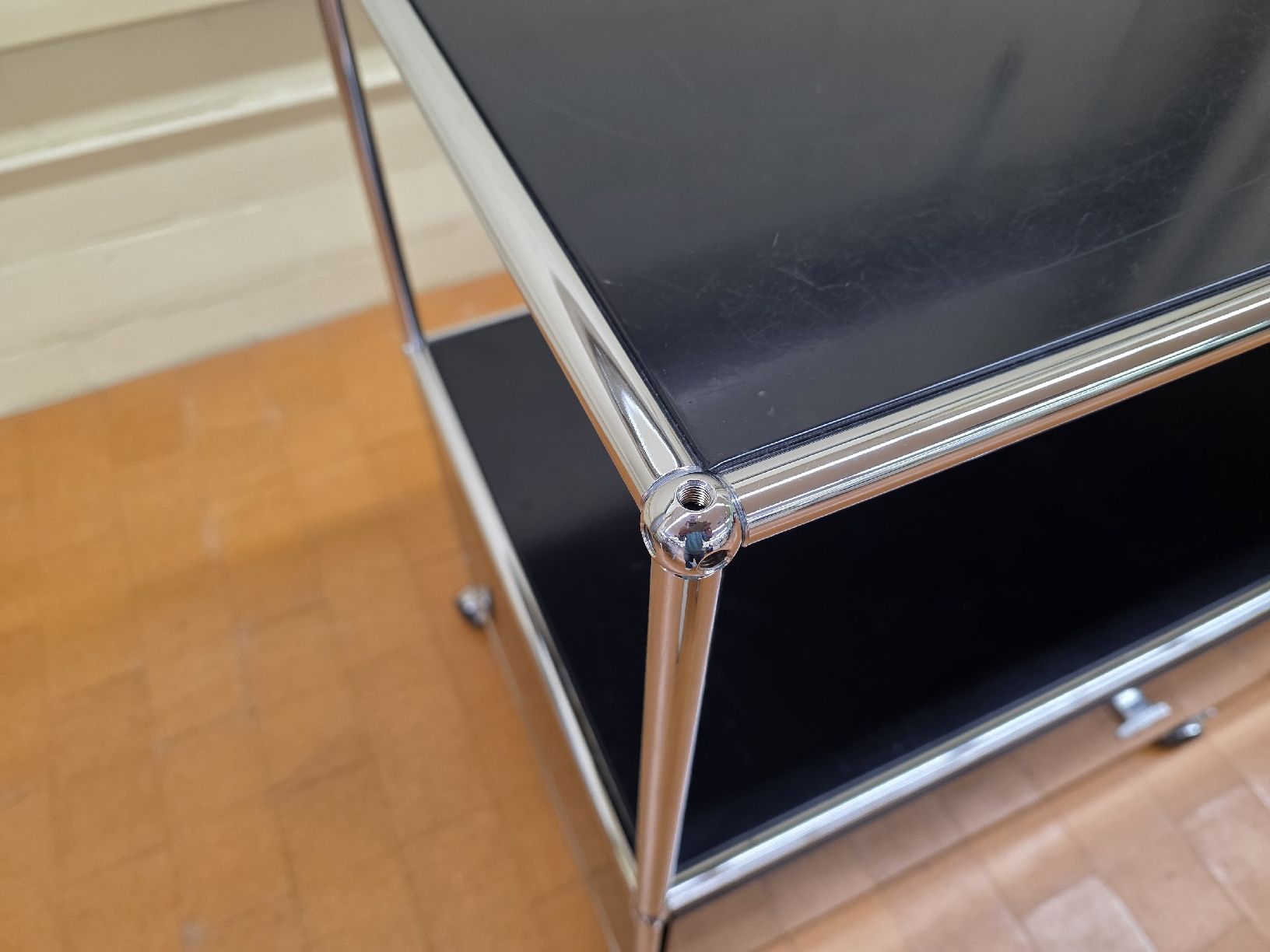 USM Scaffali: Designer Regal mit Rollen USM Haller – Usato da Lichtensteig venduto da UsedINStore 4