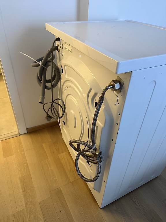 Bosch Machines à laver: Lave-linge Bosch Maxx 7 VarioPerfect, état impeccable – D'occasion à Genève par mai_vv5m