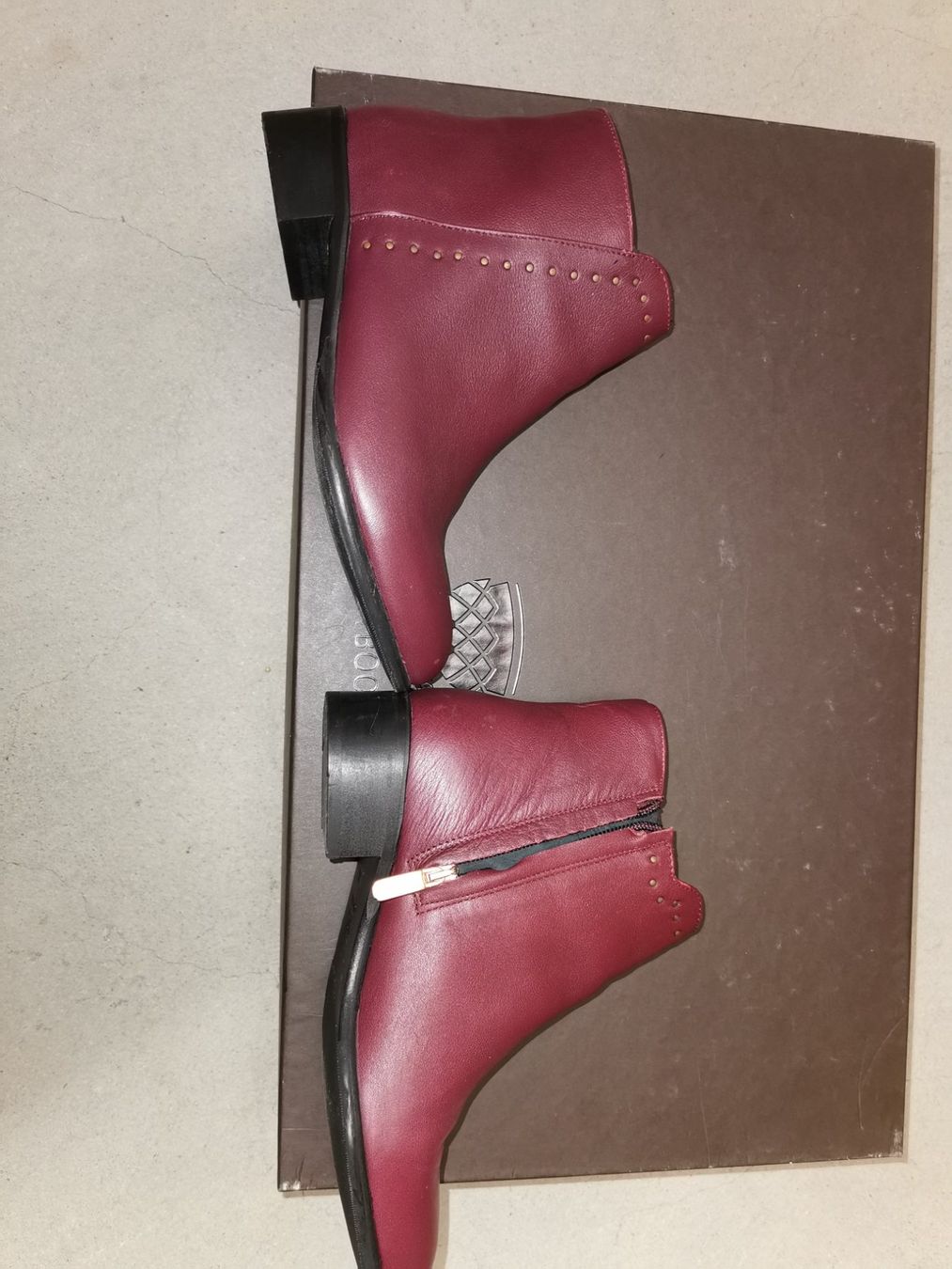 Navyboot Damenschuhe: Navyboot Leder halbstiefeletten, neu Damen 36 – Gebraucht aus Effretikon von Movie99 2