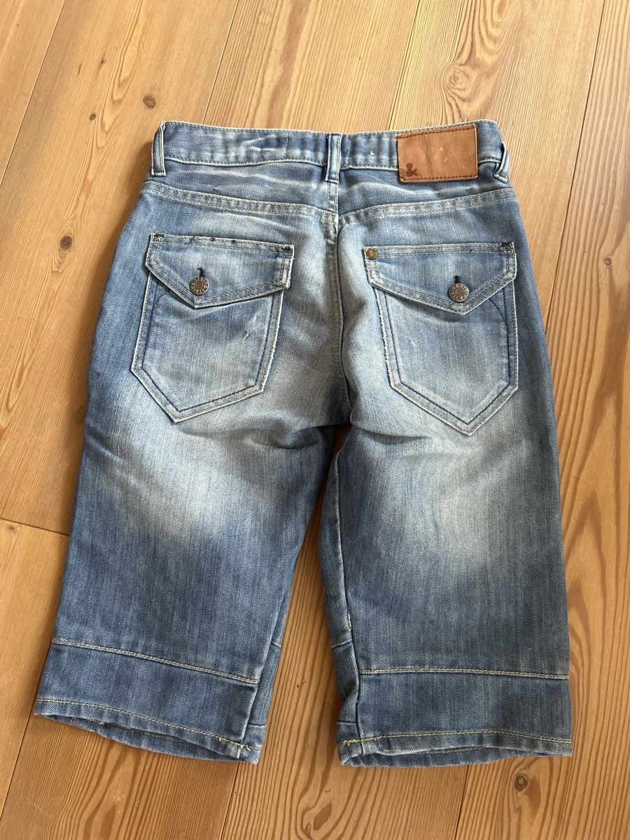 Hosen: Jeans Shorts Grösse 140 – Gebraucht aus Bern von nin_6tc5 2