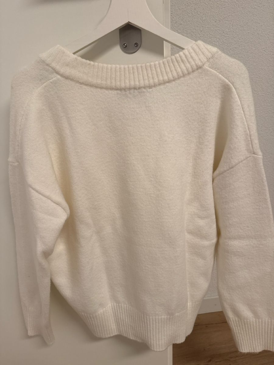 Bershka Maglioni & Felpe: Bershka Strickpullover in Creme – Nuovo (secondo la descrizione) da Menziken venduto da Ranma 1