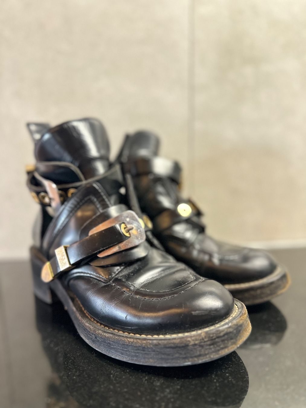 Balenciaga Scarpe da donna: Balenciaga Stiefelette Ceinture – Usato da Uettligen venduto da Kolina27