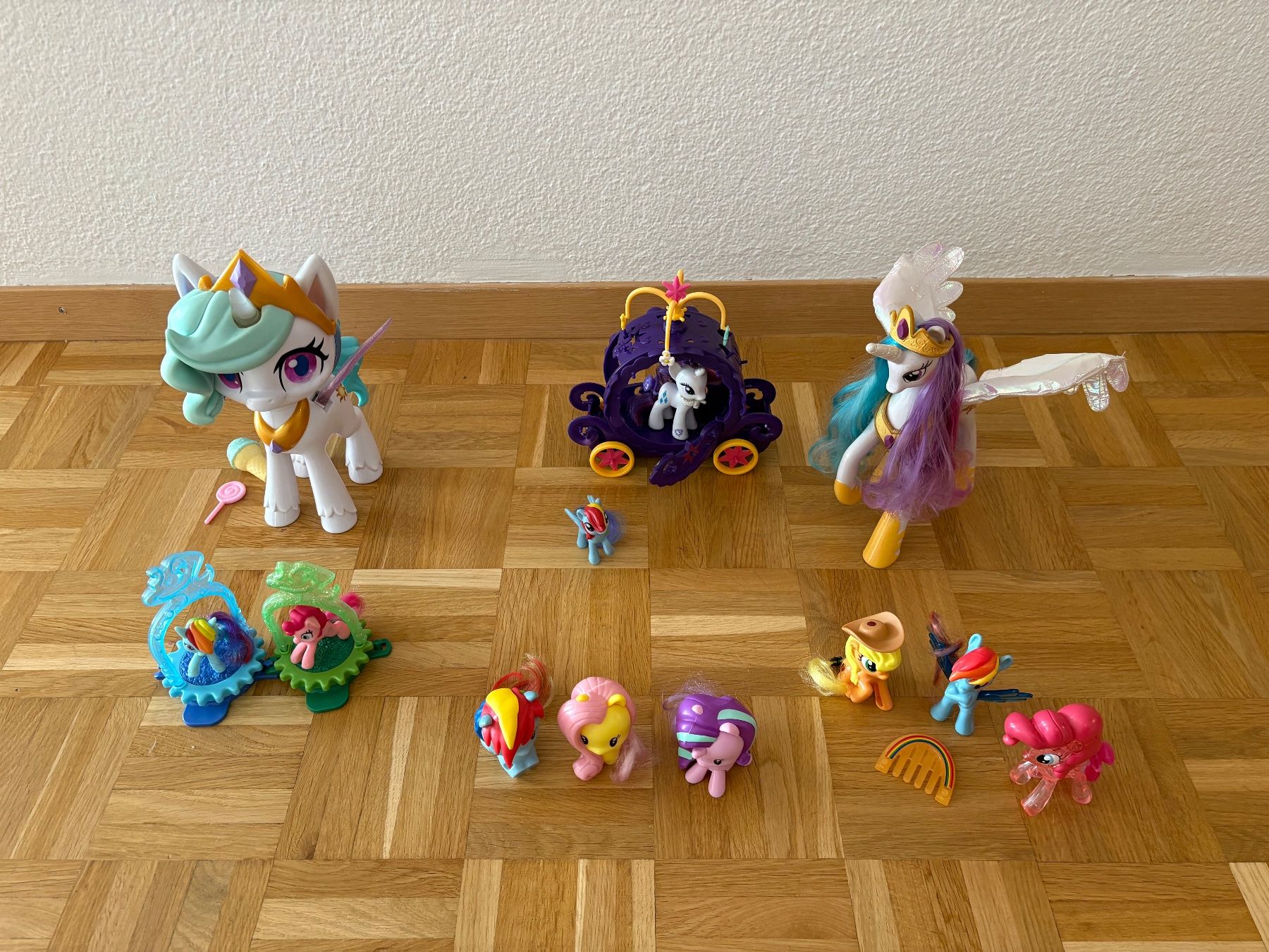Giocattoli: Lot de poney – Usato da Biel/Bienne venduto da tatilene