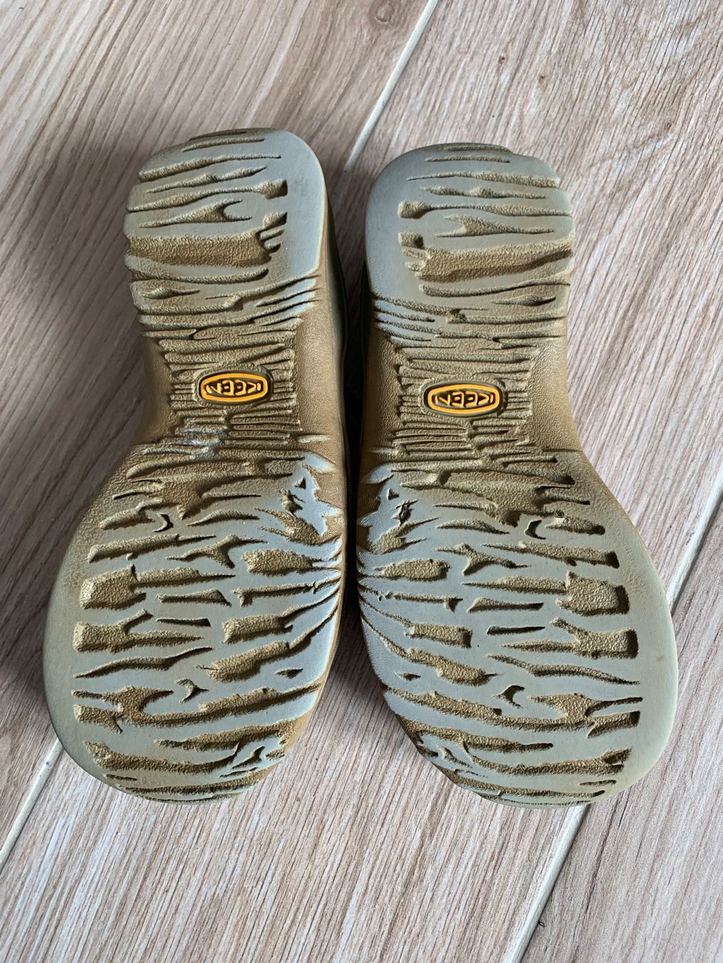 Keen Scarpe per ragazze: Keen Sandalen Gr. 36 violett – Usato da Rudolfstetten venduto da Joyw 2