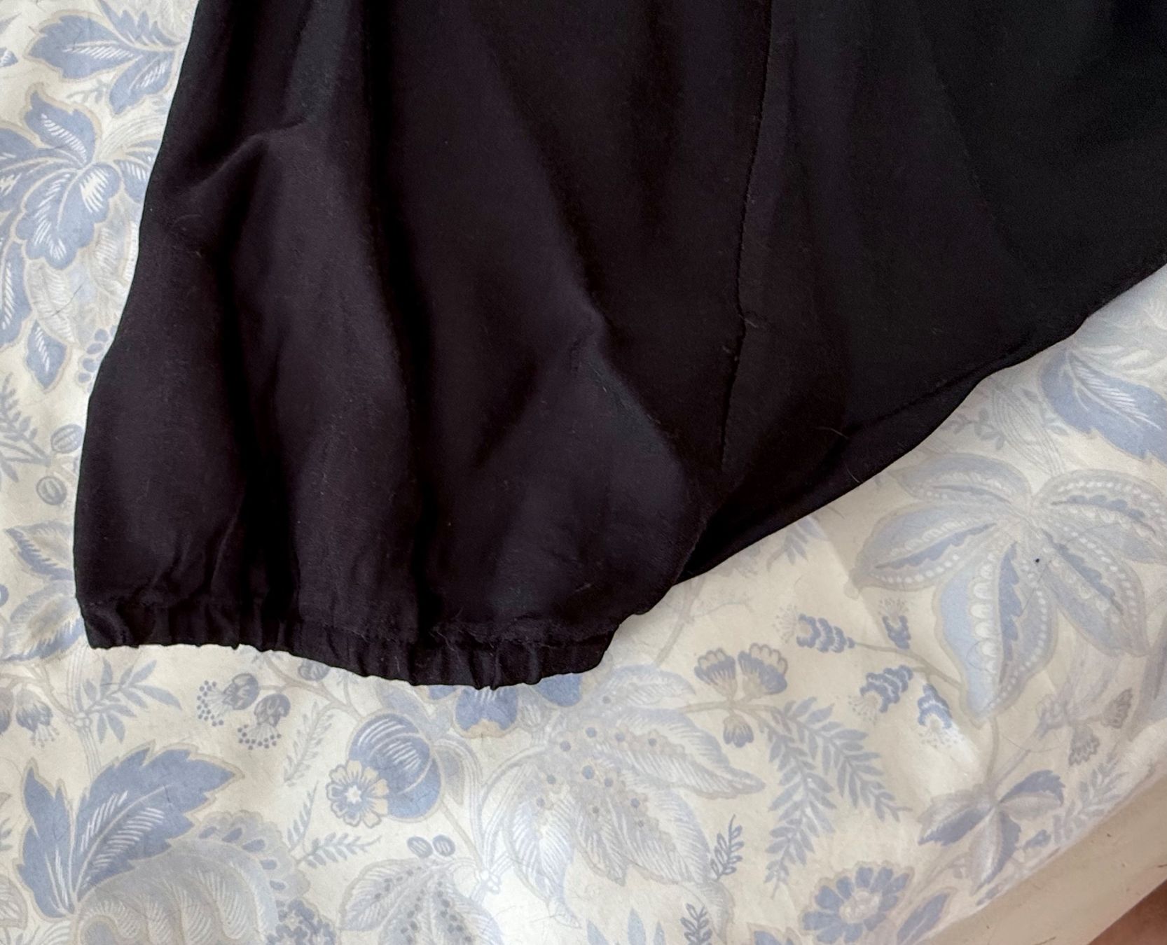 Pantaloni: Pantaloni neri cotone e seta – Nuovo (secondo la descrizione) da Breganzona venduto da mas_tv72 3