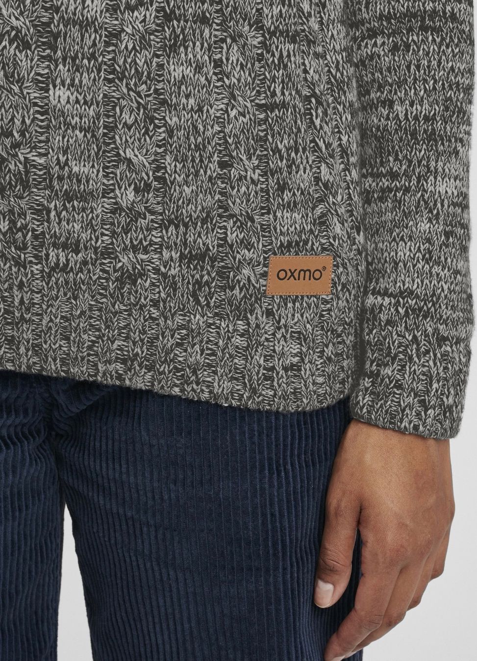 Pulls & Sweat-shirts: Oxmo pull – Neuf avec emballage d'origine à Vuisternens-Romont par gol_xp6p 2