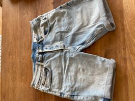 Hellblaue Jeans-Shorts W31/L31