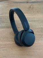 schwarze Sony On-Ear Kopfhörer mit Bluetooth