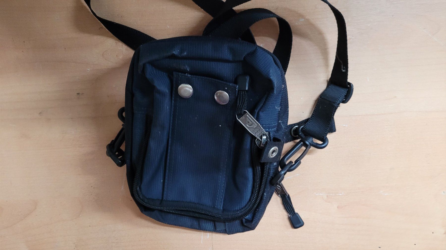 Borse: Pochette – Usato da Bionnens venduto da Meg011 1