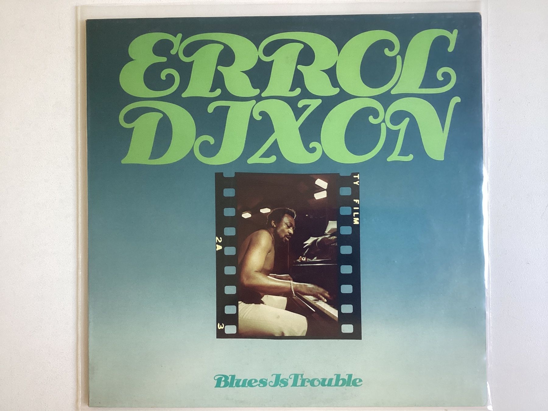 Dischi in vinile: Eric Dixon LP - Blues Is Trouble – Usato da Gutenswil venduto da Hamzian