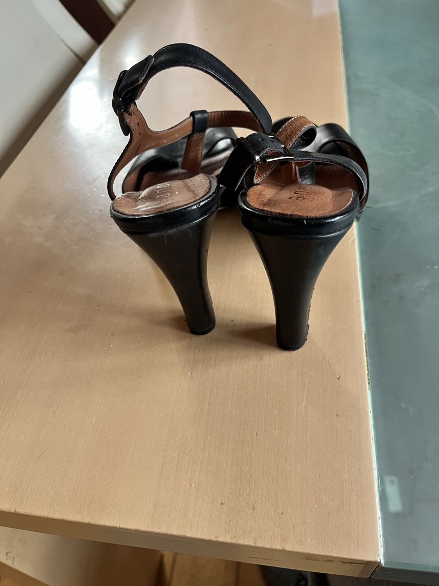 Scarpe da donna: Elegante schwarze Sandale – Usato da Hochdorf venduto da Forestgreen 3