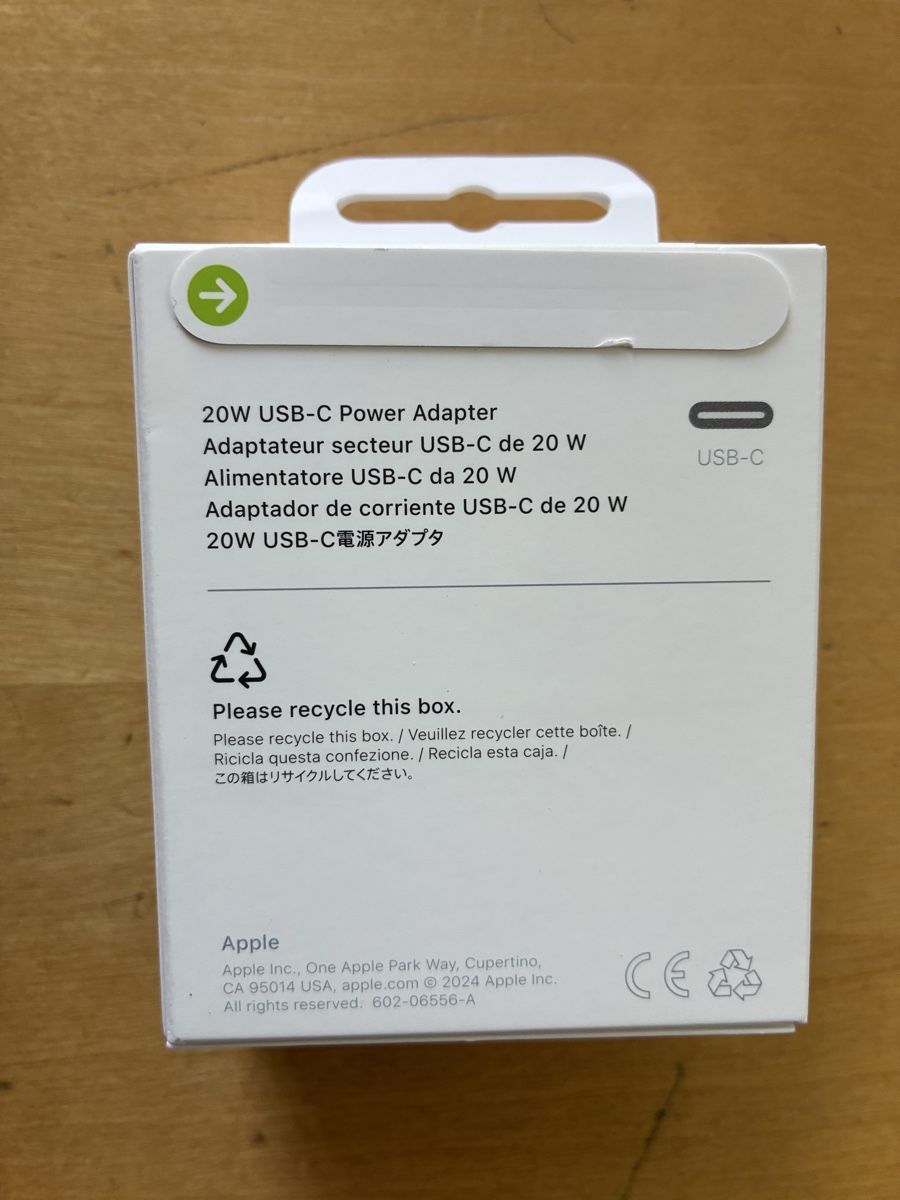 Apple Lecteurs & Adaptateurs: Apple USB-C 20W Power Adapter – Neuf avec emballage d'origine à Riehen par J.-M. 1