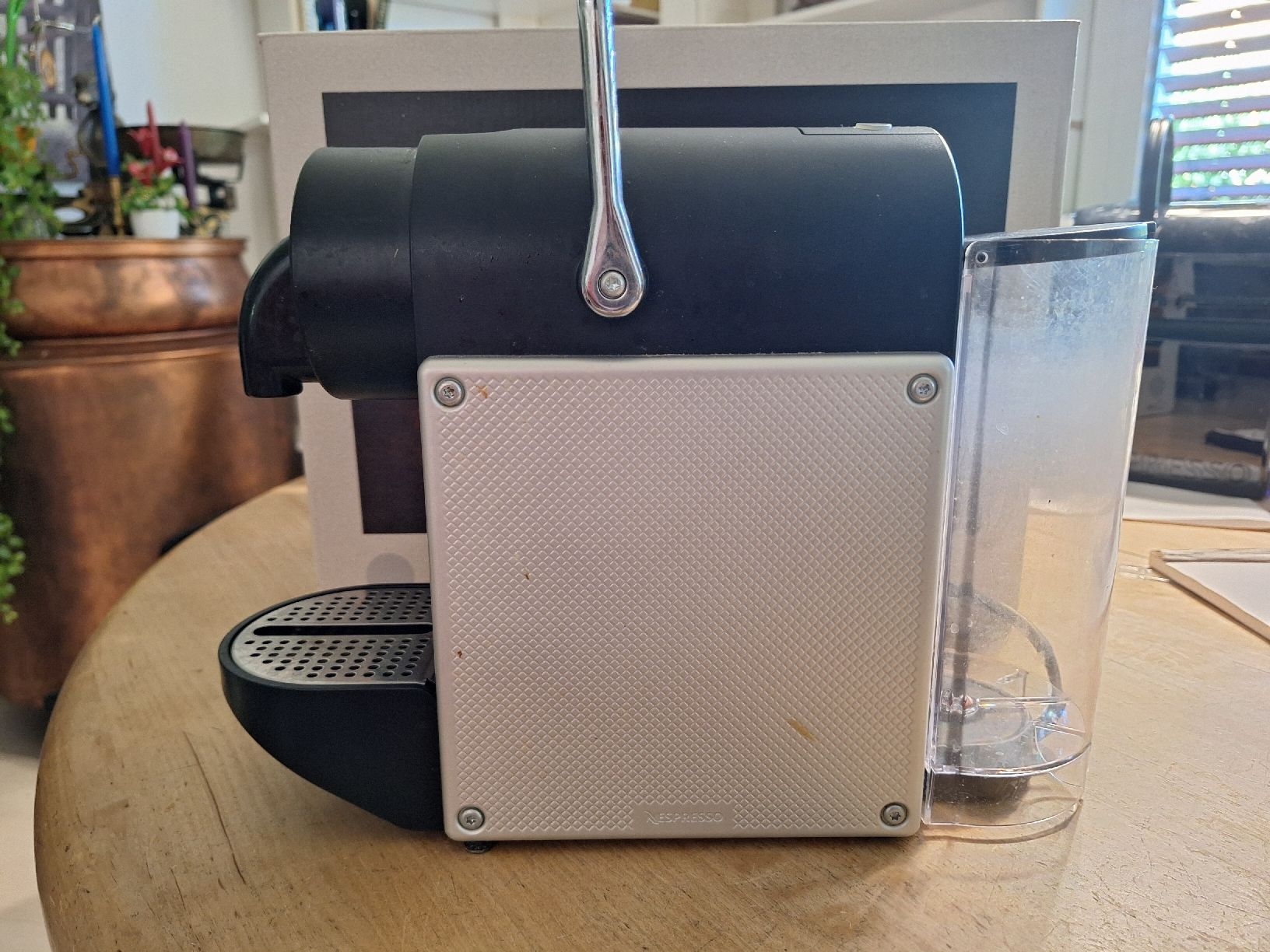 Nespresso Macchine per caffè & Macchine per espresso: Nespresso Pixie Kapselmaschine gebraucht mit OVP – Usato da Oftringen venduto da isa_5cwl 1